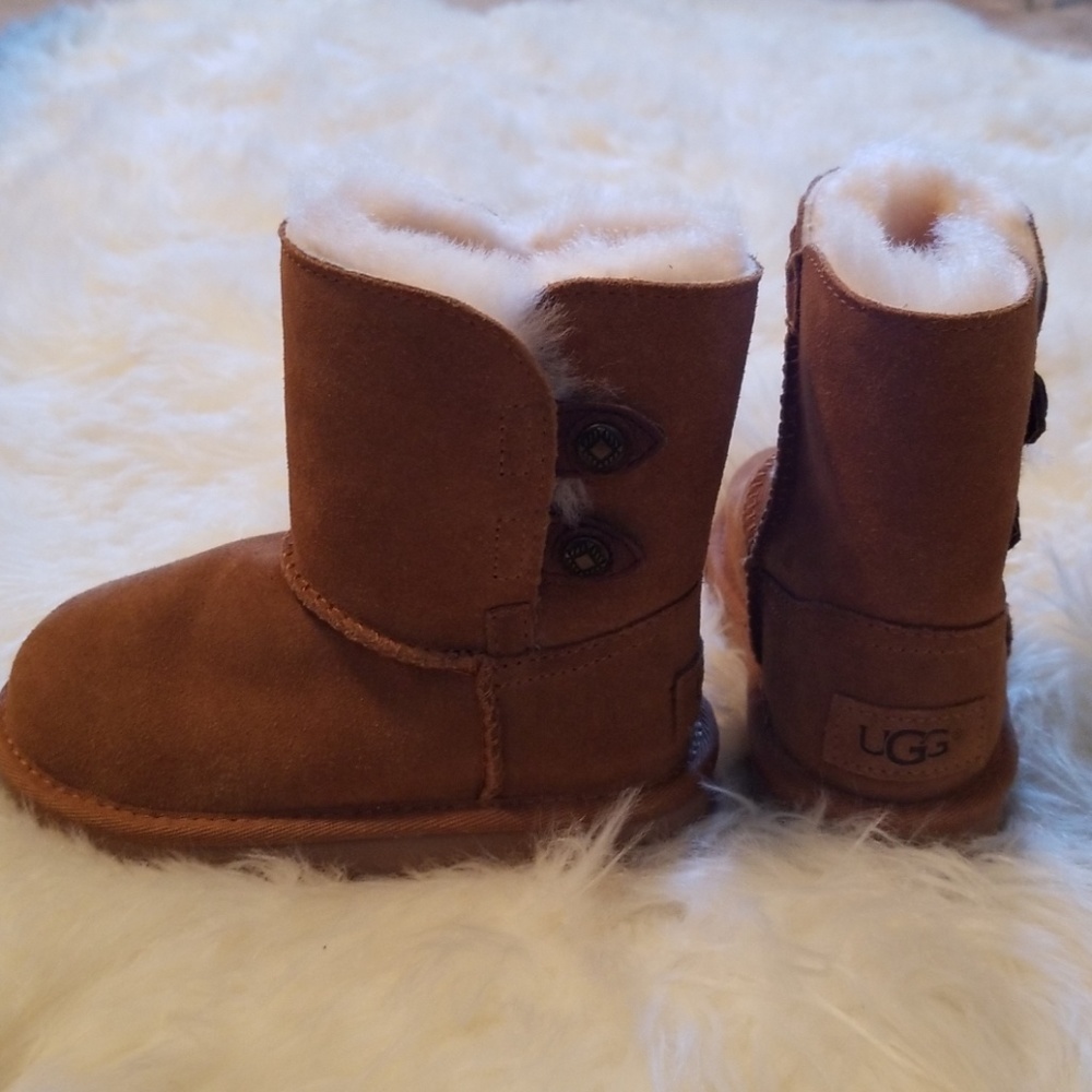 Girls Ugg Boots